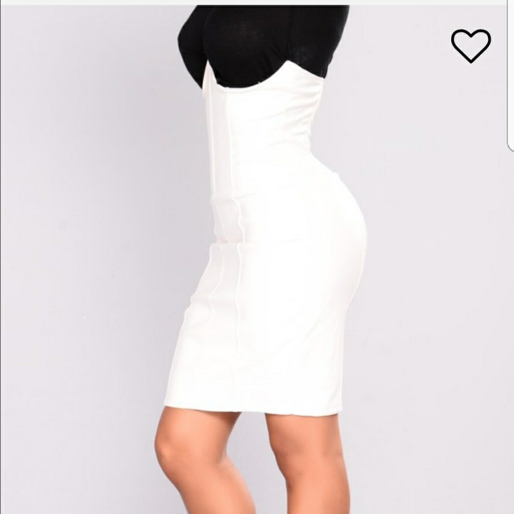 Sexy white high waisted skirt